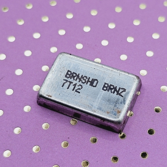 Mary Kay Burnished Bronze Chromafusion Eyeshadow - Picture 5 of 5